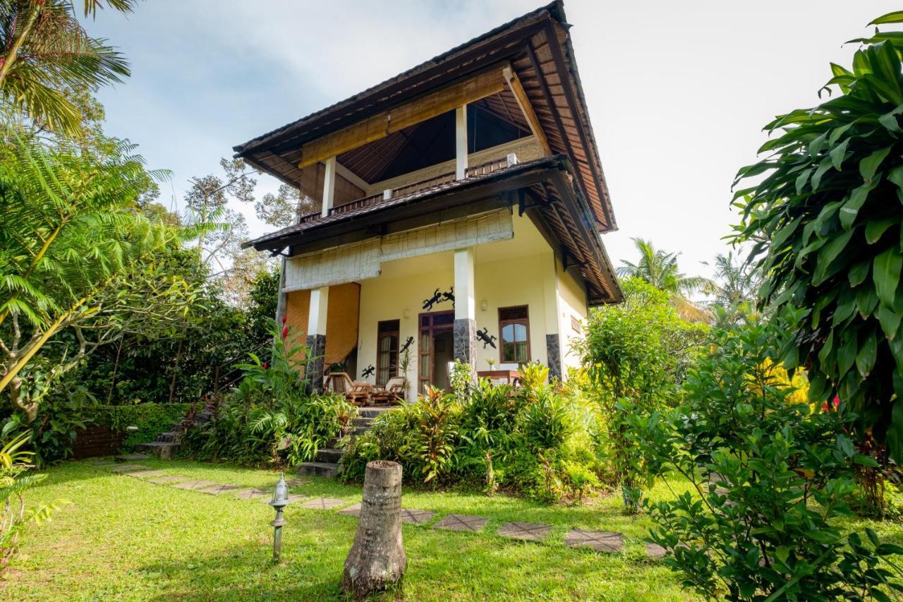 Villa Manuk Singaraja Exterior foto