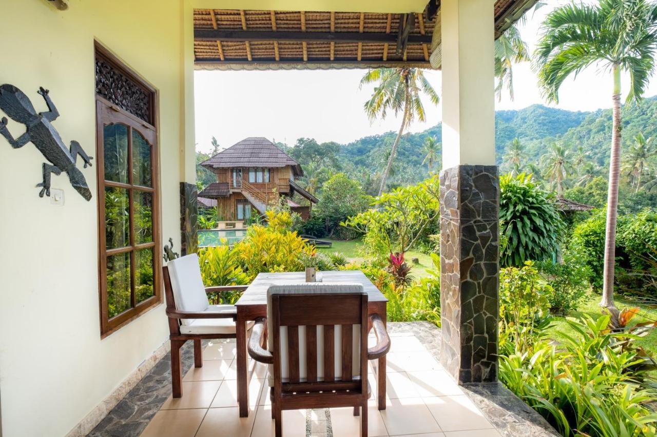 Villa Manuk Singaraja Exterior foto